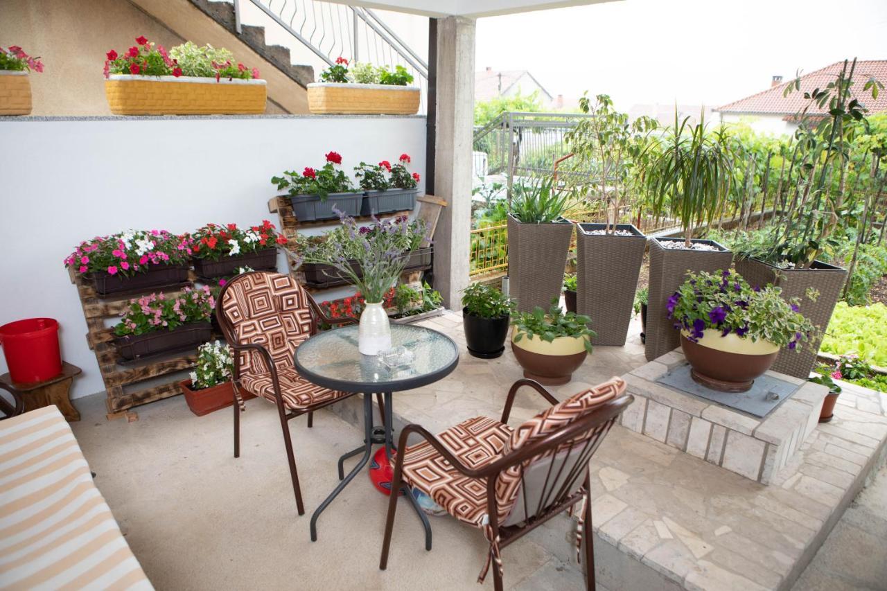 Apartmani Budimcic Trebinje Buitenkant foto
