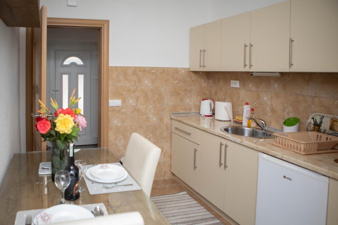 Apartmani Budimcic Trebinje Buitenkant foto